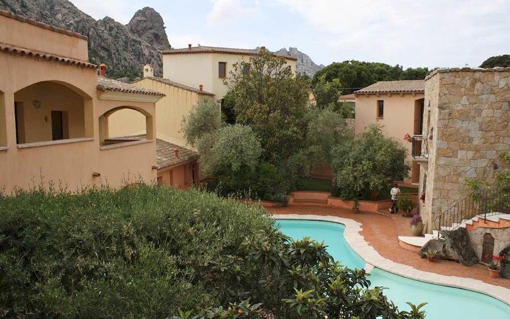 Hotel San Pantaleo Exterior foto