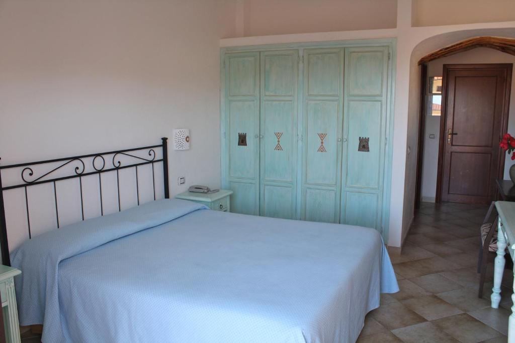 Hotel San Pantaleo Habitación foto