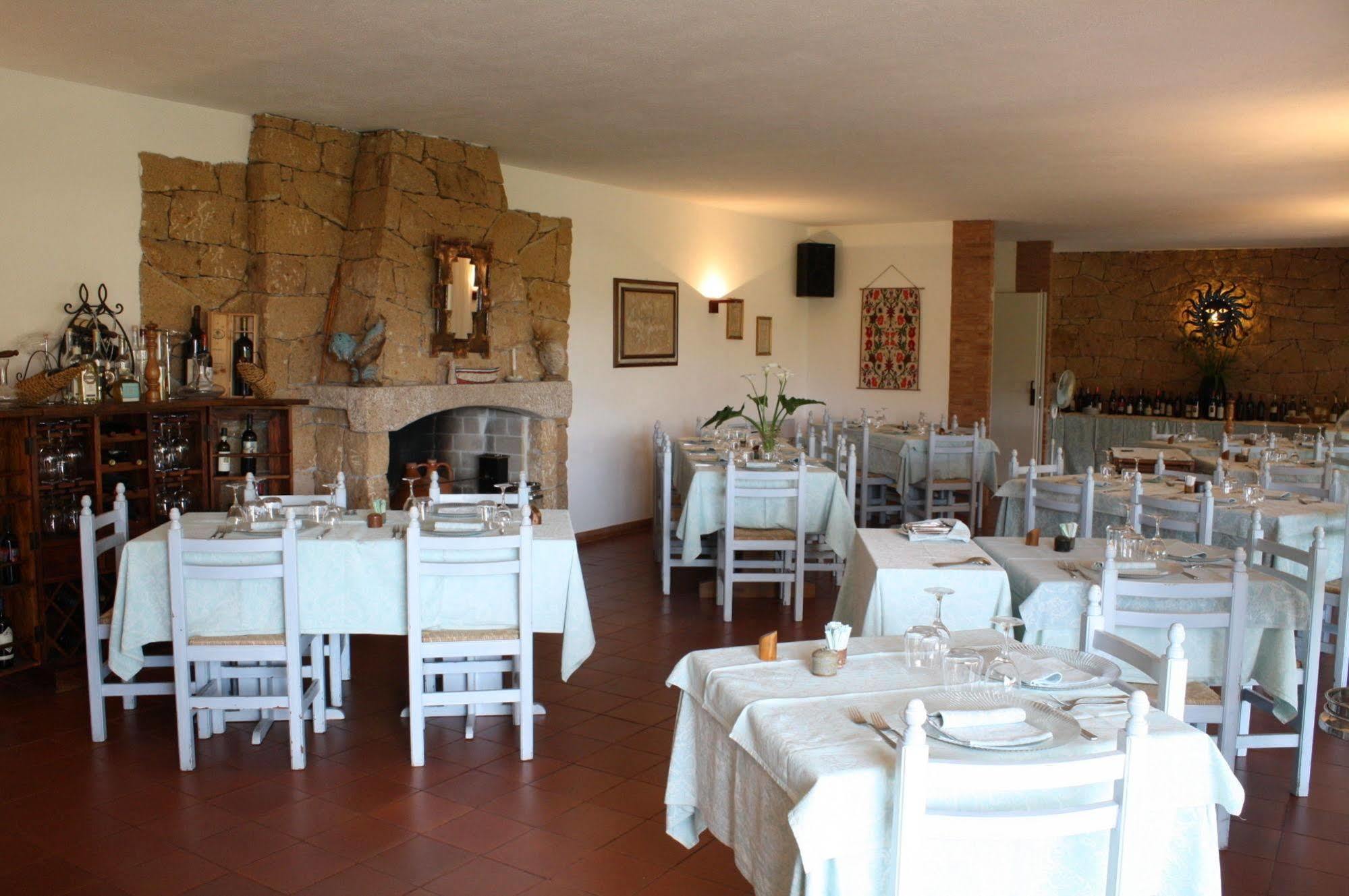 Hotel San Pantaleo Exterior foto